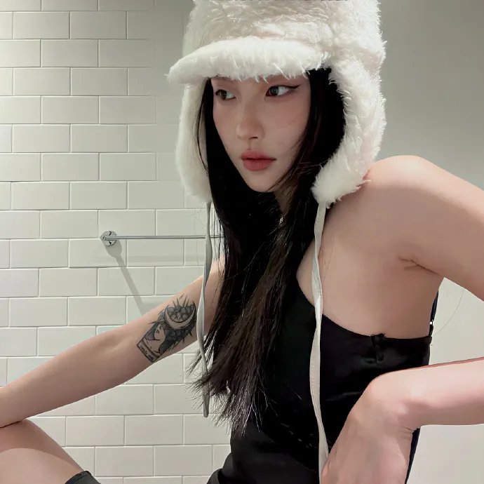 为丑女献上花束 在线观看